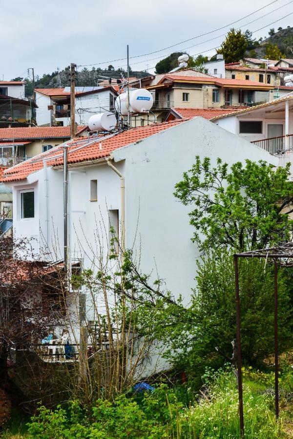 Aprosmeno Jacuzzi House 1 Villa Agros Exterior photo